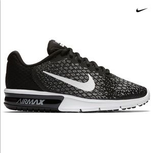 ⚠️SOLD⚠️ Nike Air Max Sequent 2